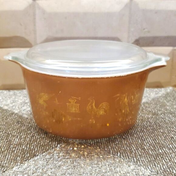 PYREX Early American Eagle 473 - 1 Qt. Dish - Picture 1 of 6
